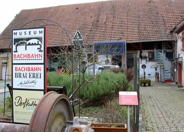 Im Bachbahnmuseum in Kaiserslautern-Erfenbach können Besucher zur Langen Nacht der Modellbahn die Geschichte der ehemaligen Bachbahnstrecke anhand einer Modellbahnanlage in Spur 0 entdecken. | Foto: Monika Klein