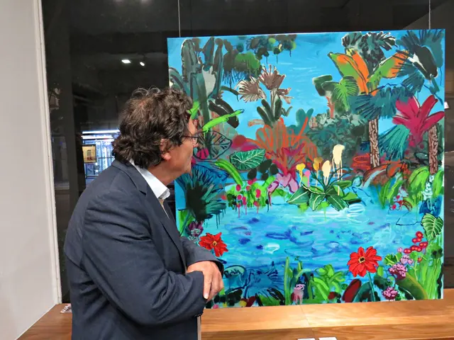 Ein kunstinteressierter Besucher | Foto: Brigitte Melder