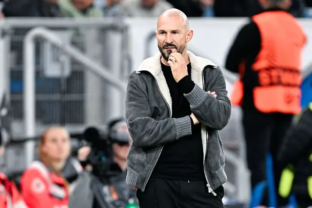 TSG-Coach Christian Ilzer ist als Krisenmanager gefordert. | Foto: Uwe Anspach/dpa