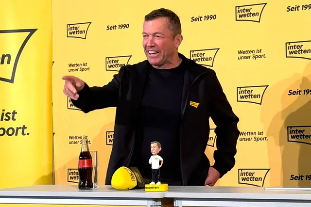 Lothar Matthäus lobt die SV Elversberg | Foto: Christian Kunz/dpa