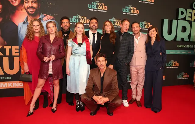 Der perfekte Urlaub: Die Kinokomödie feiert im Mathäser Kino ihre Weltpremiere. | Foto: Getty Images for Constantin Film/Gisela Schober