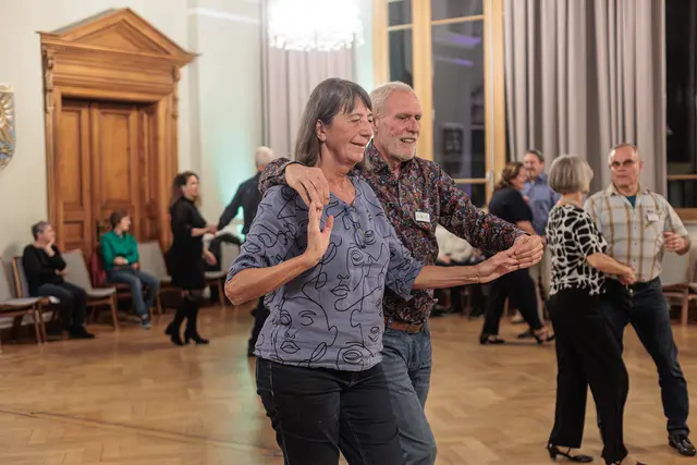 Schon Tradition - im Bürgersaal wird zur KuMuNa getanzt | Foto: Paul Needham