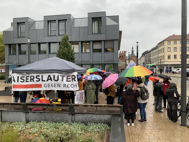 Initiiert wurde die Demo durch das Bündnis "Kaiserslautern gegen Rechts" | Foto: BdP Peter Krietemeyer