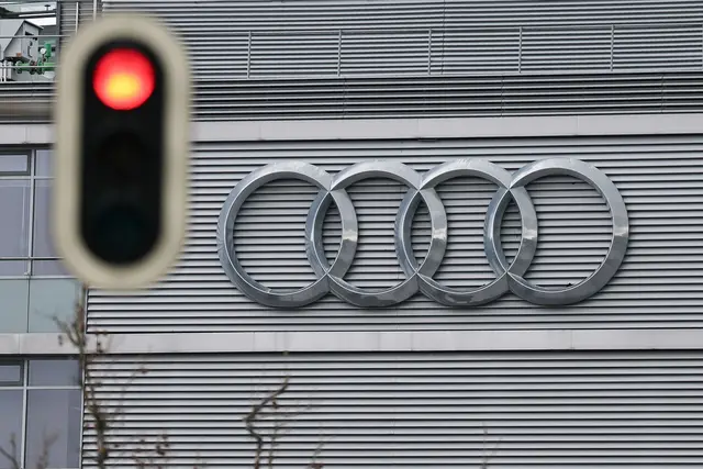 Audi tritt auch bei seinen Sponsoring-Ausgaben auf die Bremse. (Archivbild) | Foto: Daniel Löb/dpa