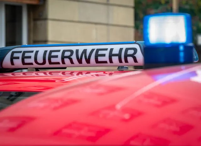 Es gab einen hohen Schaden bei dem Wohnungsbrand. (Archivbild) | Foto: Soeren Stache/dpa