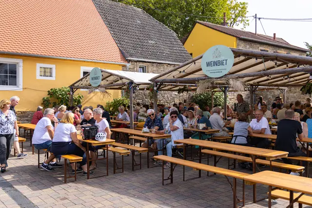 Federweißerfest beim Weinbiet in Neustadt-Mußbach | Foto: Pfalz Touristik e. V., Heimatlichter GmbH