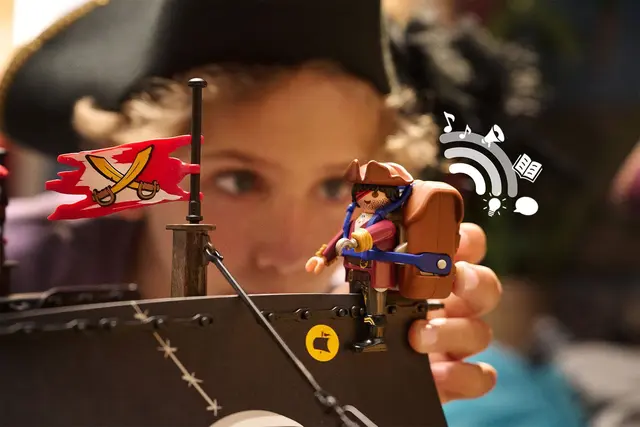 Playmobil „hi!“: Audio-Rucksack für Spielfiguren mit NFC-Stickern sowie Sets ab 19,99 Euro (UVP) bis 179,99 Euro (UVP). | Foto: PLAYMOBIL