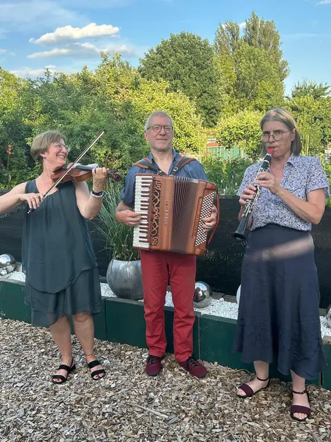 Das Trio „Shtetl Tov“ spielt am 4. November Klezmermusik in der Stadthalle Speyer. | Foto: Liana Mogilevskaja/gratis