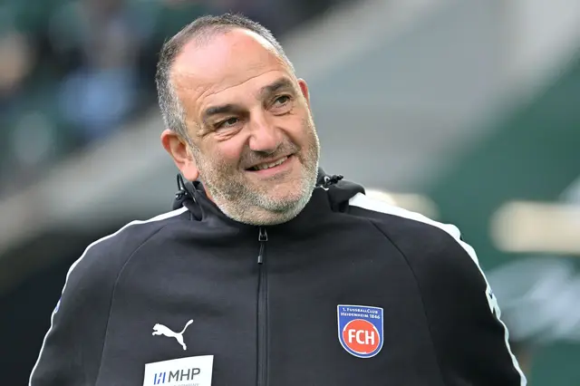Lob für den Kollegen: Heidenheims Trainer Frank Schmidt (Archivbild) | Foto: Swen Pförtner/dpa