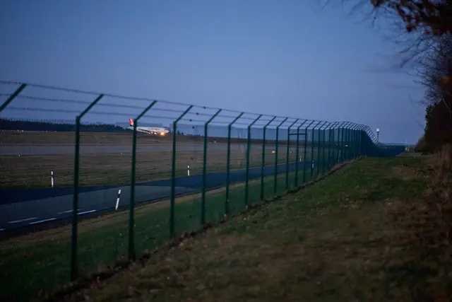 Rund um den Flughafen Hahn wurden Belastungen mit Chemikalien gemessen. (Archivbild) | Foto: Thomas Frey/dpa