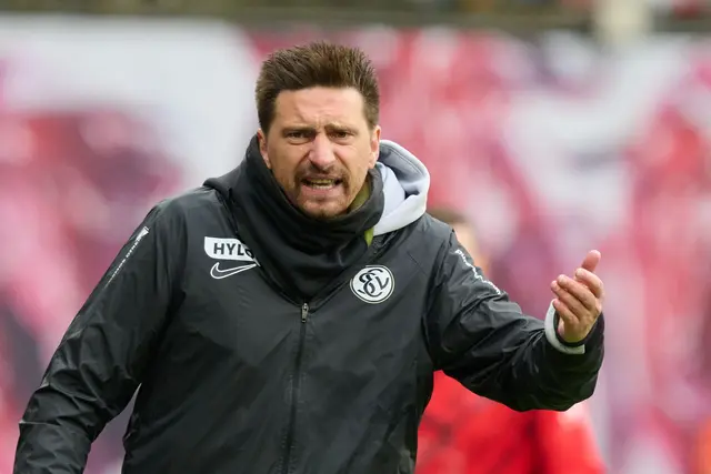 Trainer Vincent Wagner (SV 07 Elversberg) wurmt die Niederlage in Leipzig | Foto: Hendrik Schmidt/dpa