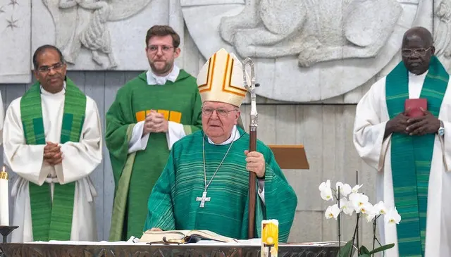 Eröffnungsgottedienst mit Weihbischof em Otto Georgens | Foto: Sascha Epple