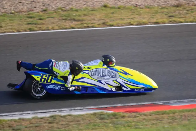 Benjamin Herpel und Luca Siemß holen Vizetitel in der Sidecar-Trophy | Foto: Michael Sonnick