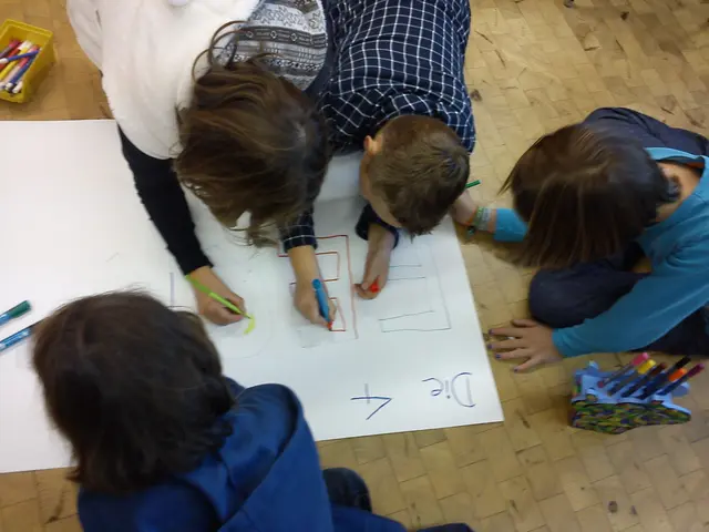 In zehn Nachmittagen lernen Kinder in Kaiserslautern, ihre Gefühle und Wünsche auszudrücken und neue Wege im Umgang mit schwierigen Situationen zu finden. | Foto: Christina Neuhaus/gratis