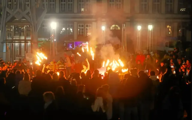 Das Halloween-Spektakel auf dem Exerzierplatz und in der Fußgängerzone bietet auch in diesem Jahr wieder ein beeindruckendes Programm mit Tanzvorführungen, Umzug, Feuershow und Live-Musik | Foto: Norbert Scharf