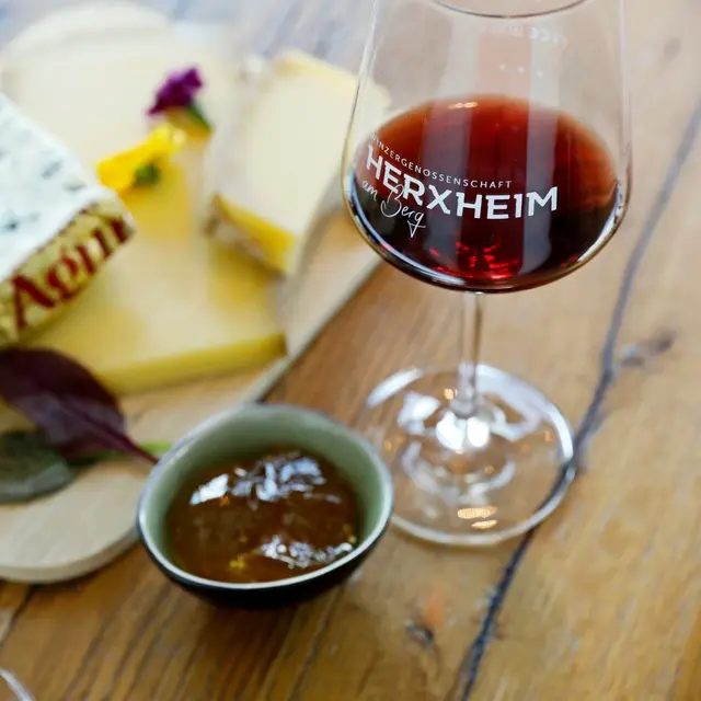 Wein trifft Käse | Foto: Winzergenossenschaft Herxheim/Bg.