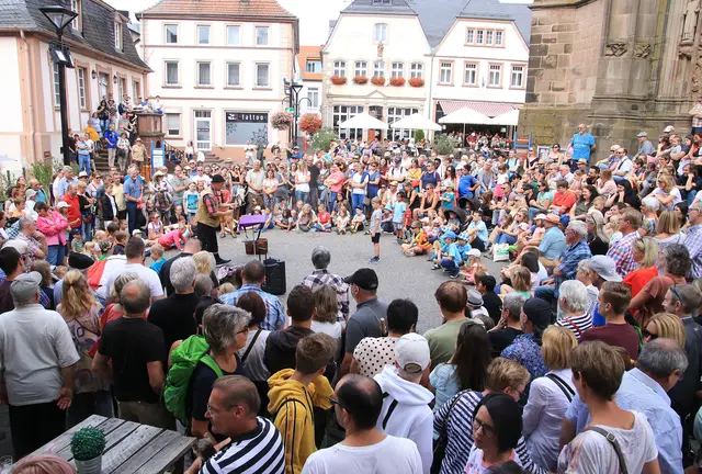 Bildnachweis: Fotos aus dem Bildarchiv Kreisstadt St. Wendel – | Foto: Bildnachweis: Fotos aus dem Bildarchiv Kreisstadt St. Wendel – Fotograf: Josef Bonenberger