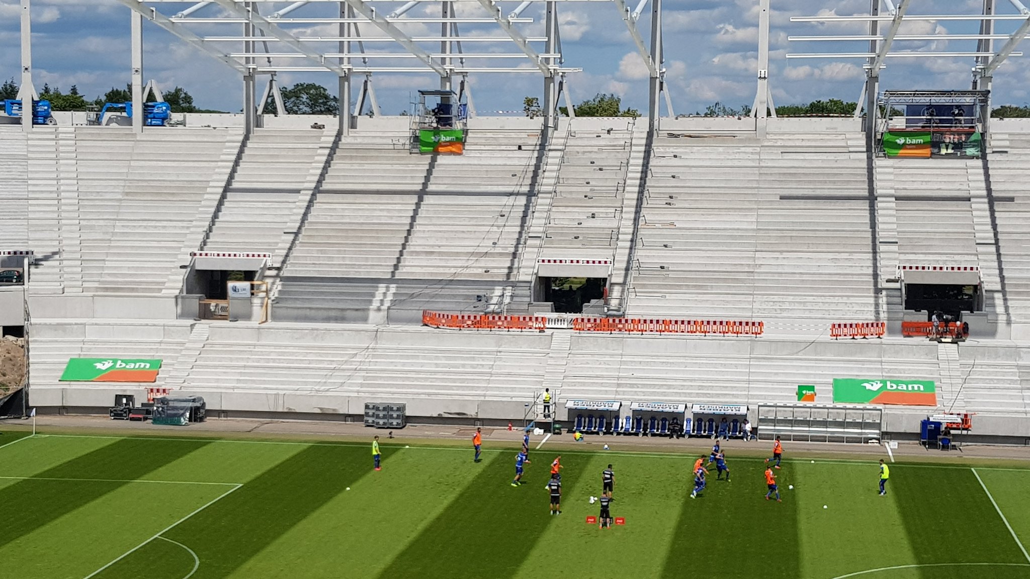 Ein Dreier soll es heute für den KSC gegen Bielefeld sein Ein Dreier soll es heute für den KSC gegen Bielefeld sein