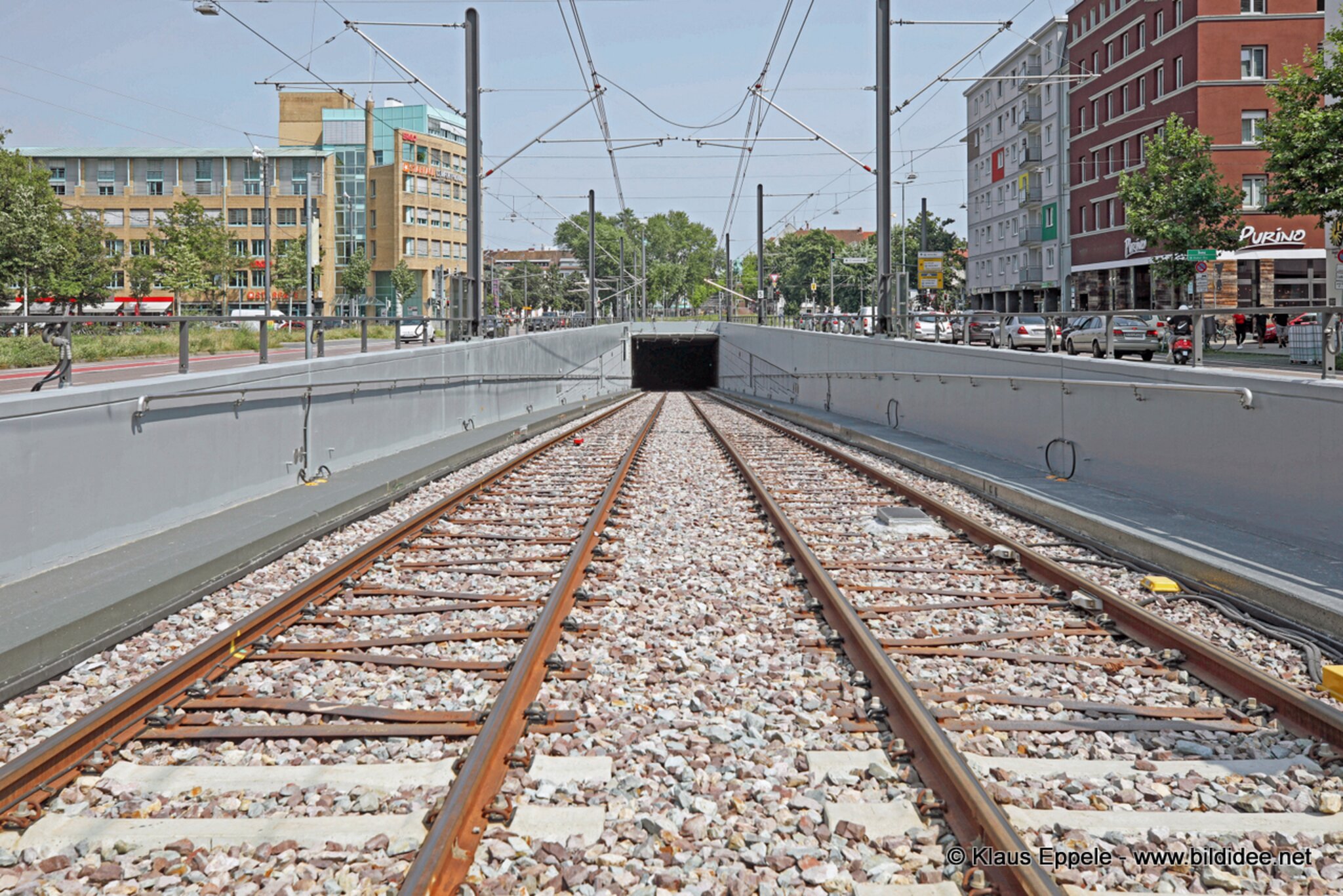 Warten auf die U-Strab
