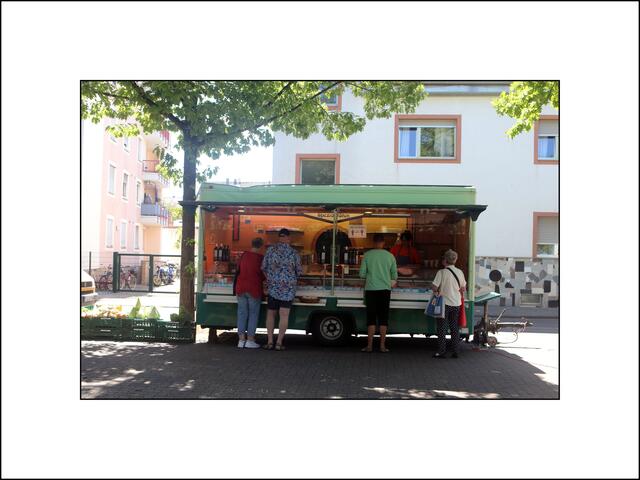 Markttag in Friesenheim "Spezialitäten"