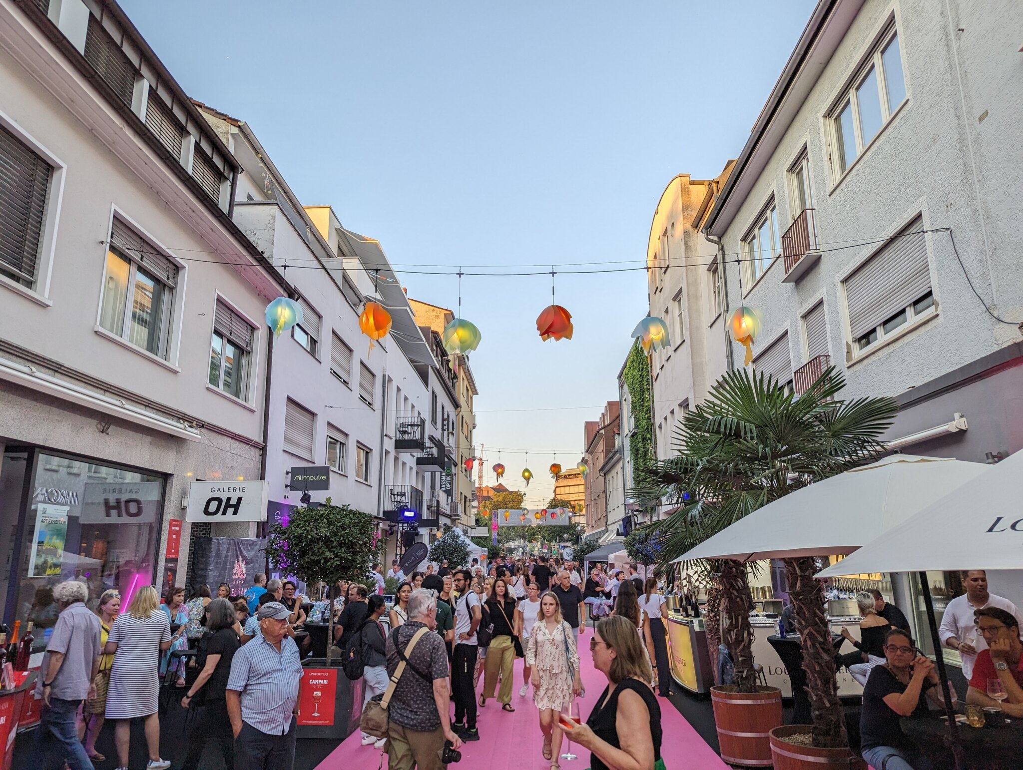 Die Waldstraße in Karlsruhe feiert