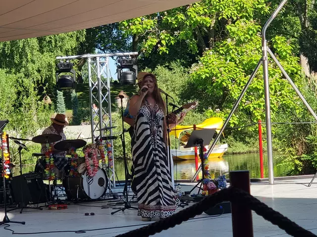 Flower Power auf der Seebühne | Foto: BAS