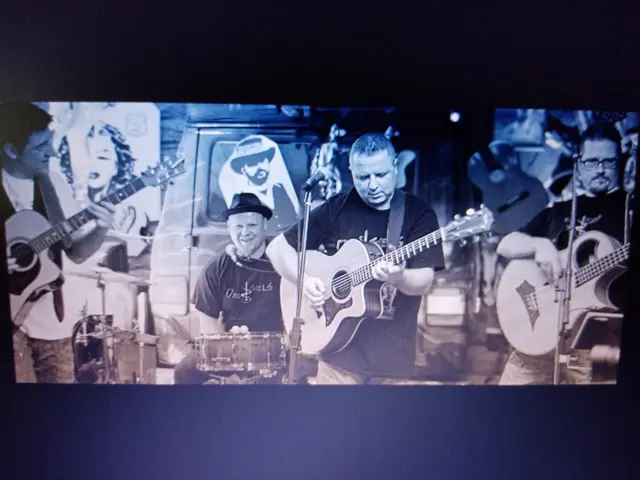 Donnerstag, 24.07.25
ab 18 Uhr

Eintritt frei  | Foto: GUBO 