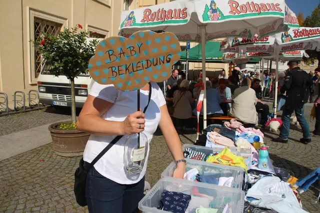 Der nächste Kinder- und Jugendflohmarkt in Durlach findet am Samstag, 9. August 2025, von 9 bis 14 Uhr an der Karlsburg statt. Teilnehmen dürfen Kinder und Jugendliche bis 17 Jahre, eine Voranmeldung ist nicht notwendig. Der Flohmarkt wird vom Stadtamt Durlach in Zusammenarbeit mit der Arbeitsgemeinschaft Durlacher und Auer Vereine und dem Kinder- und Jugendhaus Durlach organisiert. (Bei schlechtem Wetter wie Unwetter, Sturm oder Regen) fällt die Veranstaltung aus!

Und nur eine Woche danach gibt es den nächsten Durlacher Kruschtelmarkt: Am Samstag, 16. August, gibt es die nächste Gelegenheit, durchgeführt von der Arbeitsgemeinschaft Durlacher und Auer Vereine e.V. an der Durlacher Karlsburg | Foto: Gustai/Pixelgrün