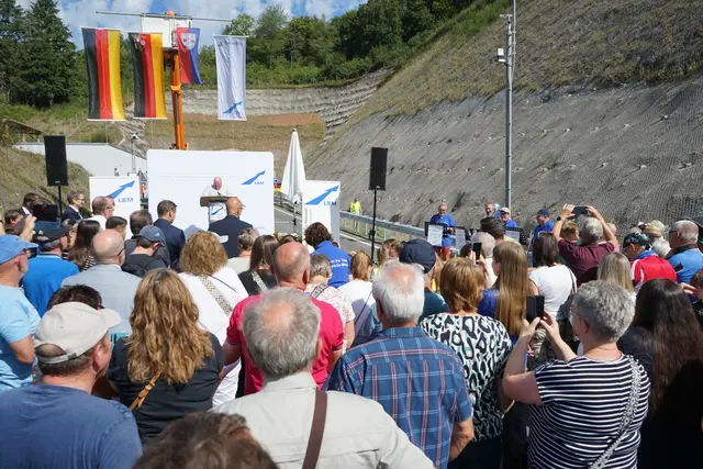 Eröffnungsfeier Tunnel und Ortsumgehung B48 in Imsweiler/Rockenhausen/Donnersbergkreis  | Foto: Stephen Wüstenberg 