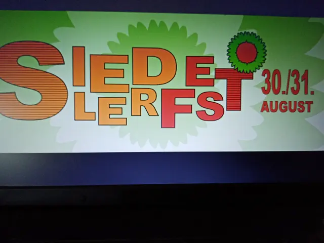 📅 Save the Date!
🎉 Die Siedlergemeinschaft Niederfeld e.V. feiert das 10. Siedlerfest – und das gemeinsam mit vielen tollen Vereinen aus dem Stadtteil! 🏘️🤝

Seid dabei und feiert mit uns ein Jubiläum voller Spaß, Gemeinschaft &amp; guter Laune! 🎈🍰🎶
Mehr Infos folgen bald – aber haltet euch den Termin schon mal frei! 🗓️

🔖 #SiedlerfestNiederfeld #10JahreGemeinschaft #FeiernImViertel 🎊🎂💃 #SaveTheDate #GemeinsamFeiern #UnserFest #GutEssenGutTrinken #GemeinsamGehtAllesBesser #WirInDerGartenstadt | Foto: Unbekannt 