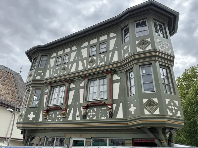 Mit viel Aufwand saniertes Brückenhaus in Bad Kreuznach 2025  | Foto: Arno Mohr 