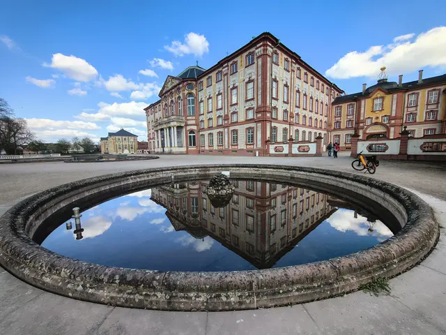 Schloss Bruchsal gespiegelt | Foto: C.A. Schmitt