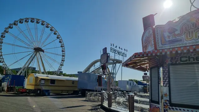 Die Karlsruher Frühjahrsmess' startet heute und geht bis 8. Juni 2026 auf dem Karlsruher Messplatz an der Durlacher Allee. Das größte Volksfest der Region öffnet täglich von 14 bis 23 Uhr und bietet neben zahlreichen Fahrgeschäften auch viele Leckereien. | Foto: www.jowapress.de